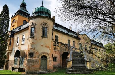 Castello in vendita Hlavní město Praha, Vista posteriore