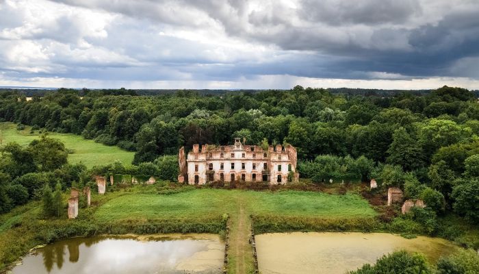 Palazzo in vendita Słobity, Voivodato di Varmia-Masuria,  Polonia