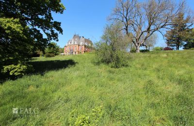 Castello in vendita Fays, Wallonie, ...und weitläufiger Garten