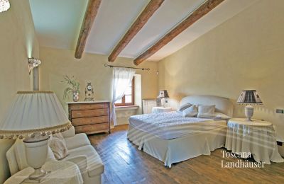 Casa rurale in vendita Sarteano, Toscana:  RIF 3005 Schlafzimmer 2