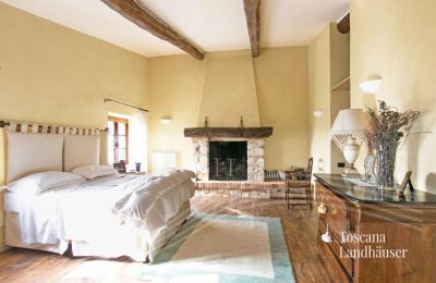 Casa rurale in vendita Sarteano, Toscana:  RIF 3005 Schlafzimmer 1