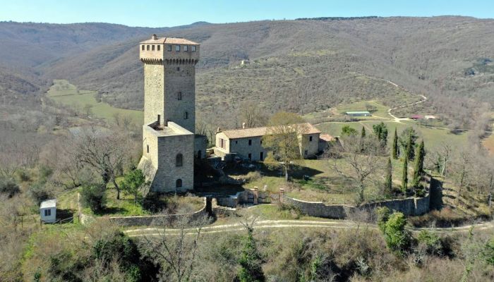 Castello in vendita 06060 Pian di Marte, Umbria,  Italia