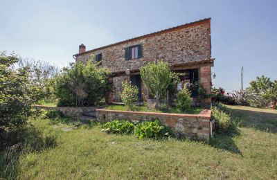 Casale in vendita Asciano, Toscana:  RIF 2982 Rustico und Terrasse