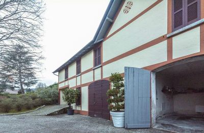 Villa storica in vendita 28040 Lesa, Piemonte:  Dependance