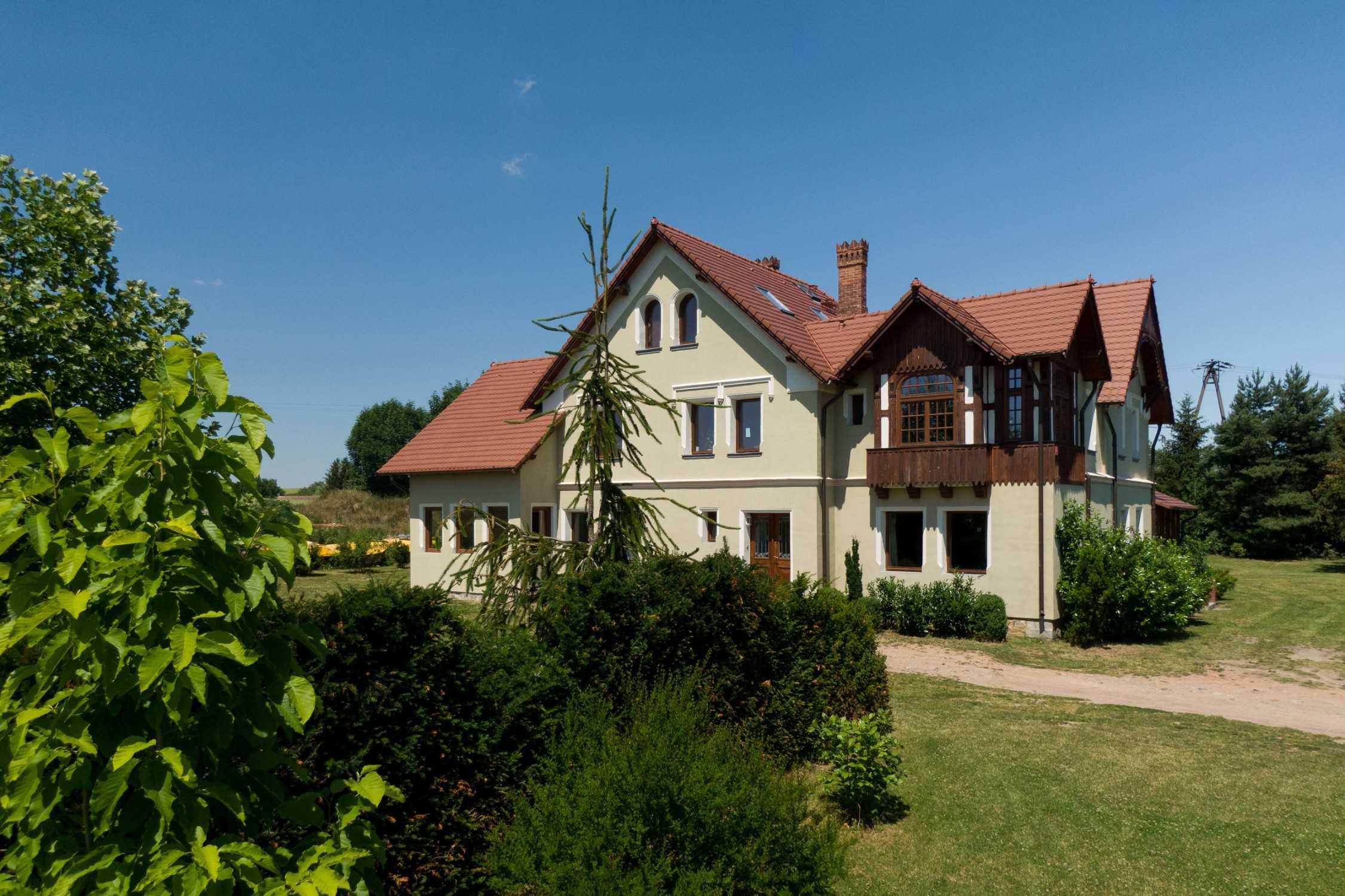 Immagini Villa storica in Bassa Slesia vicino a Breslavia