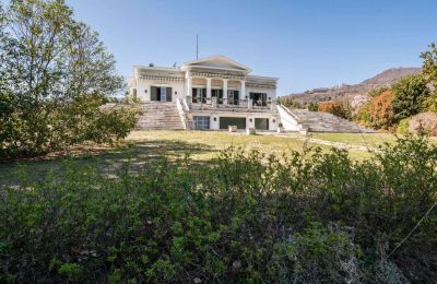Villa storica in vendita 28040 Lesa, Piemonte, Proprietà