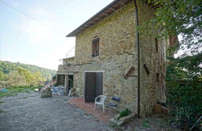 Casale in vendita 06019 Preggio, Umbria:  