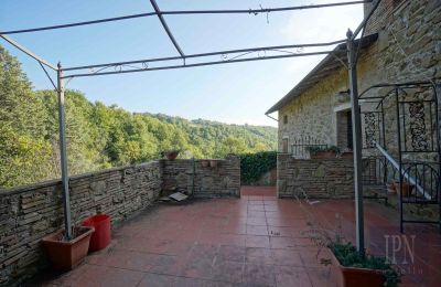 Casale in vendita 06019 Preggio, Umbria:  