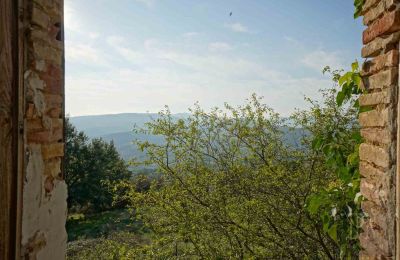 Casale in vendita 06019 Preggio, Umbria:  Vista