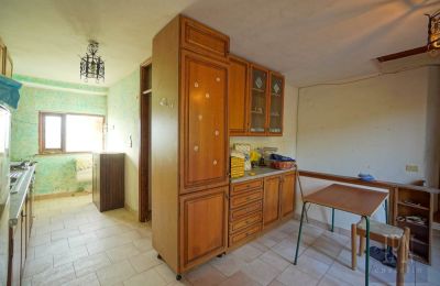 Casale in vendita 06019 Preggio, Umbria:  Cucina
