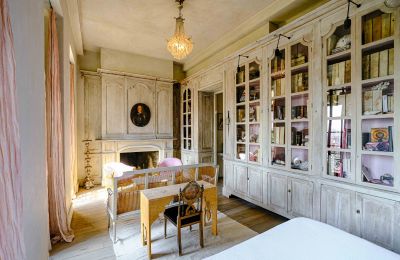 Villa storica in vendita İstanbul, Tom Tom, Nur-i Ziya Sokak, , Biblioteca
