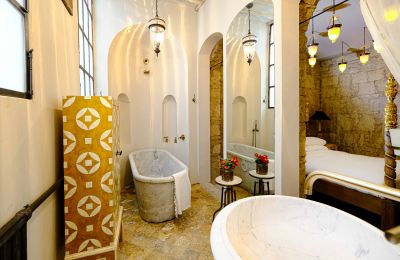 Villa storica in vendita İstanbul, Tom Tom, Nur-i Ziya Sokak, , Bagno