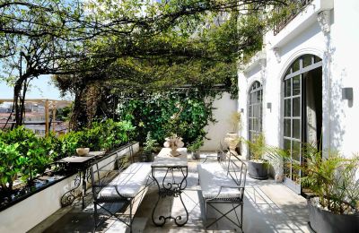 Villa storica in vendita İstanbul, Tom Tom, Nur-i Ziya Sokak, , Terrazza