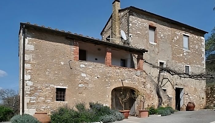 Casale in vendita Siena, Toscana,  Italia