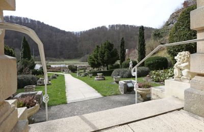 Villa storica in vendita 72574 Bad Urach, Baden-Württemberg:  Blick in den Garten