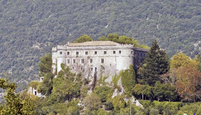 Castello medievale Abruzzo