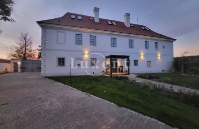 Castello in vendita České Budějovice, Jihočeský kraj, Vista esterna