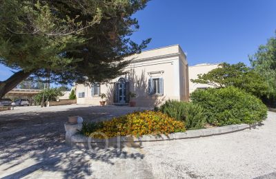 Villa storica in vendita Oria, Puglia, Foto 2/34