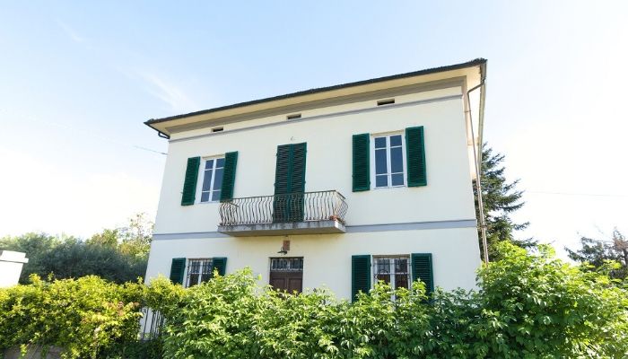 Villa storica in vendita Lucca, Toscana,  Italia