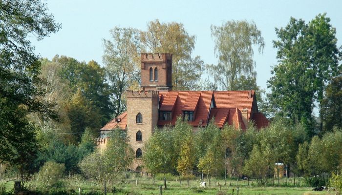Castello medievale in vendita Opaleniec, Masovia,  Polonia