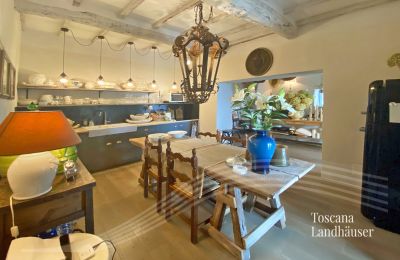 Casa rurale in vendita Loro Ciuffenna, Toscana:  RIF 3098 Küche mit Essbereich