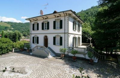 Villa storica in vendita Bagni di Lucca, Toscana, Foto 1/16