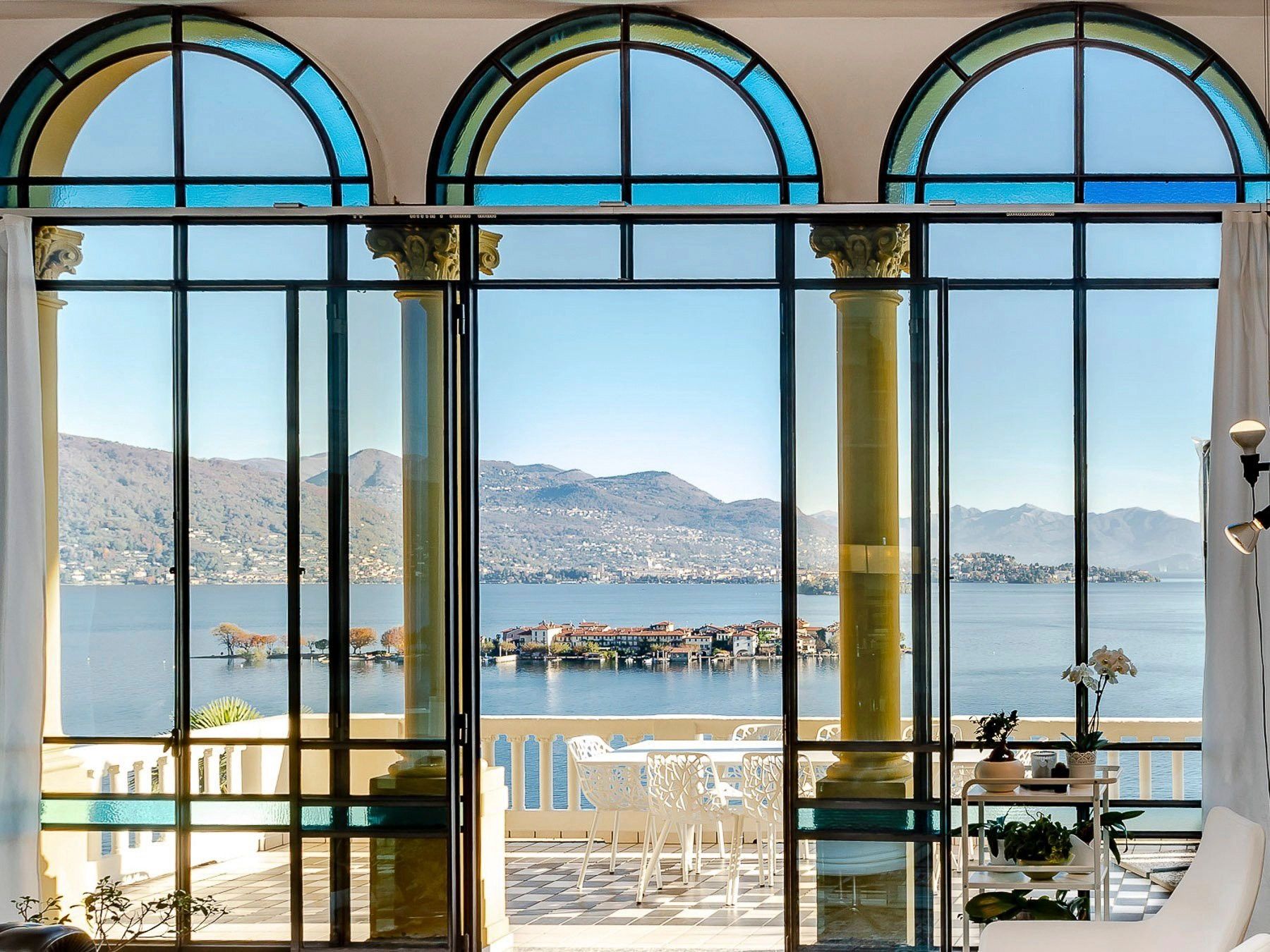Immagini Lussuoso appartamento a Villa Barberis a Baveno