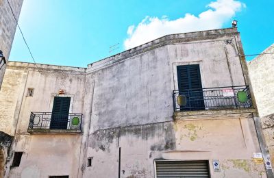 Casa di città in vendita Oria, Piazza San Giustino de Jacobis, Puglia:  Vista esterna