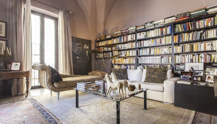 Appartamento in edificio storico in vendita Oria, Puglia