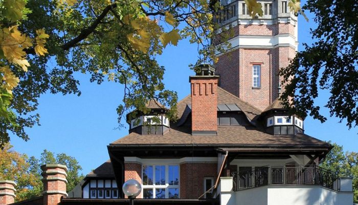 Villa storica in vendita Karlovy Vary, Karlovarský kraj,  Repubblica Ceca