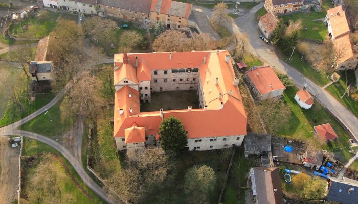 Castello in vendita Štětí, Regione di Ústí nad Labem,  Repubblica Ceca
