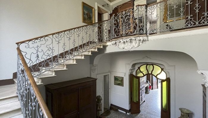Villa storica Verbano-Cusio-Ossola, Intra 4