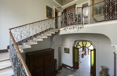 Villa storica in vendita Verbano-Cusio-Ossola, Intra, Piemonte:  Scala