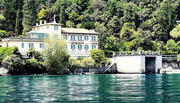Villa storica in vendita 28824 Oggebbio, Piemonte,  Italia