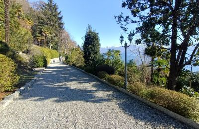 Villa storica in vendita 28824 Oggebbio, Piemonte:  