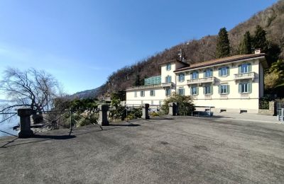 Villa storica in vendita 28824 Oggebbio, Piemonte:  