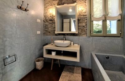 Villa storica in vendita 28824 Oggebbio, Piemonte:  