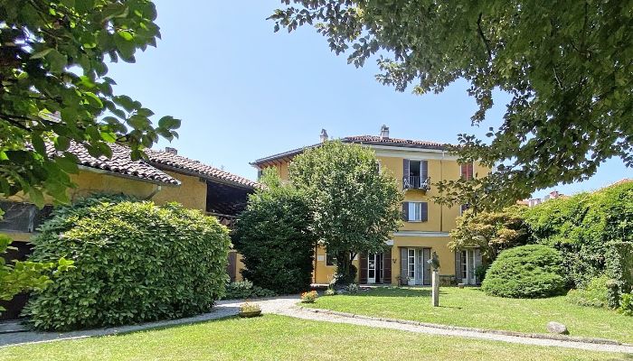 Villa storica Verbano-Cusio-Ossola, Intra 1