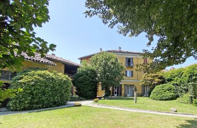 Villa storica Verbano-Cusio-Ossola, Intra