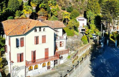 Immobili di carattere, Lago Maggiore: Villa d'epoca con vista sul lago vicino a Meina