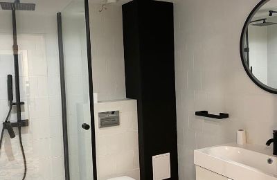 Appartamento in edificio storico in vendita Lubiechowo, Pałac w Lubiechowie, Pomerania Occidentale, Łazienka 