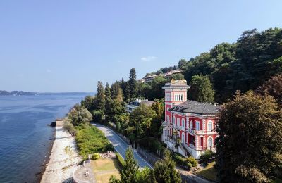 Appartamento castello in vendita 28838 Stresa, Via Sempione Sud 10, Piemonte:  Vista esterna