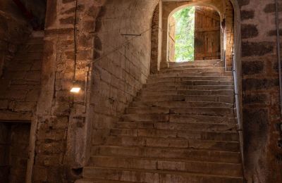 Palazzo in vendita Baden-Württemberg:  Treppe in Gewölbekeller