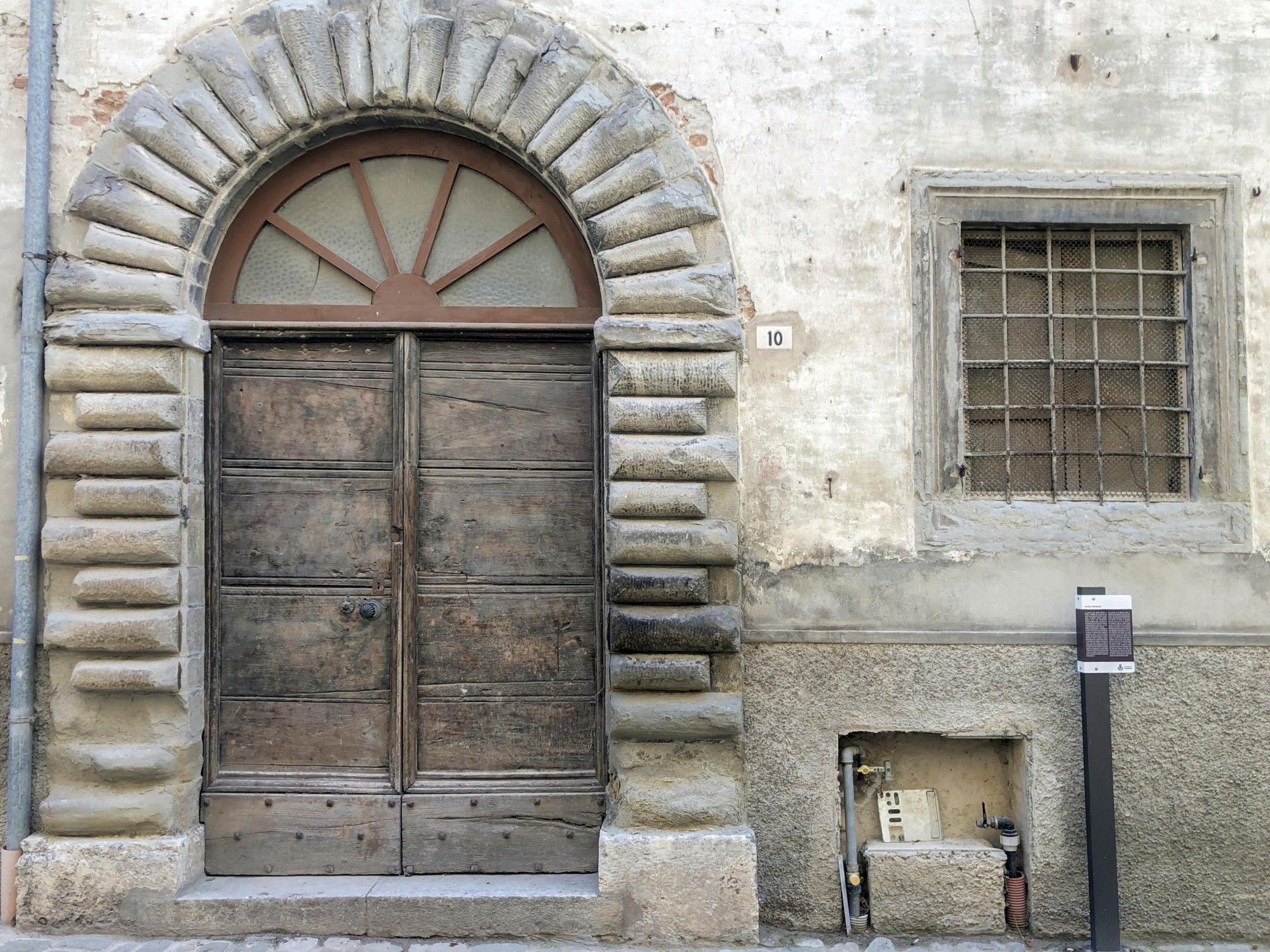 Immagini Palazzo storico a Piobbico