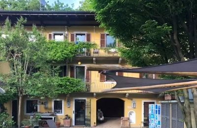 Casa di campagna in vendita 28040 Lesa, Piemonte, Cortile