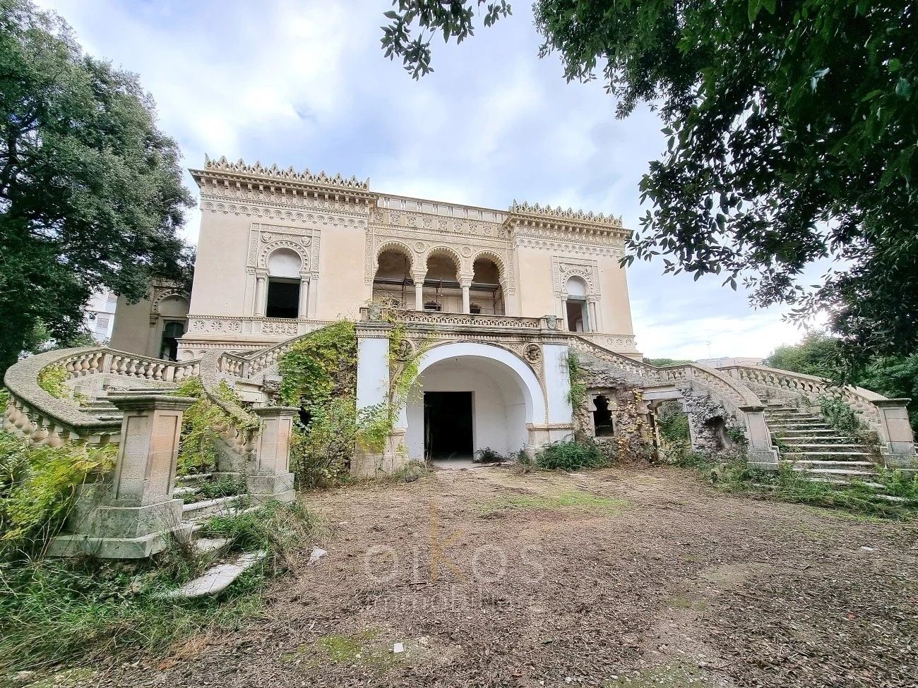 Immagini Prestigiosa villa storica a Lecce con parco privato