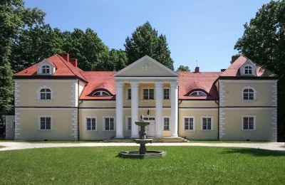 Castello in vendita Radoszewnica, Slesia, Vista esterna