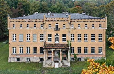 Immobili storici, Castello di Tamsel - Pałac w Dąbroszynie - Confine polacco-tedesco