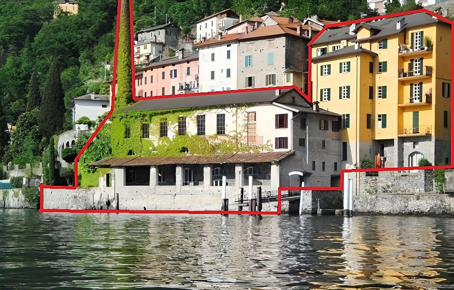 Immagini Proprietà unica sul lago di Como: ex filanda con appartamenti