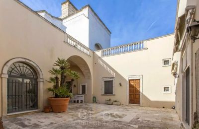 Palazzetto in vendita Squinzano, Via San Giuseppe, Puglia, Foto 1/22